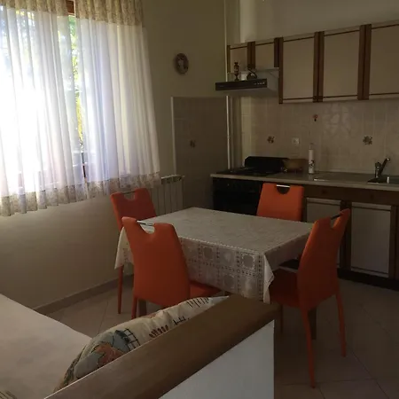 Nika Relax For 2, Hike And Bike *