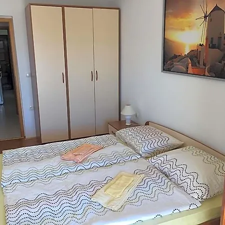 Nika Relax For 2, Hike And Bike Apartman